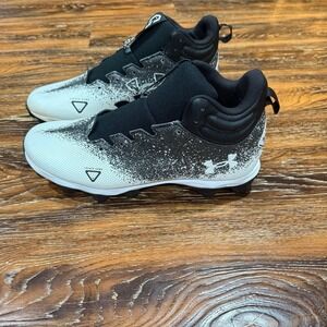 Under Armour Football Cleats Men's Size 10 Spotlight Franchise RM 2.0 3025083